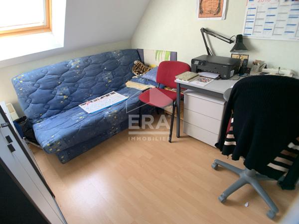 MAISON T4 A LOUER EN COURTE DUREE - BLOIS - SECTEUR CALME ET RECHERCHE, GRAND SEJOUR, 3 CHBS, GARAGE.