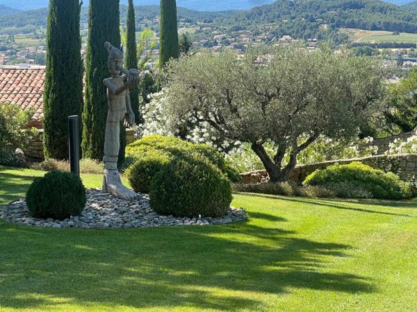Domaine d'exception au cœur du Luberon