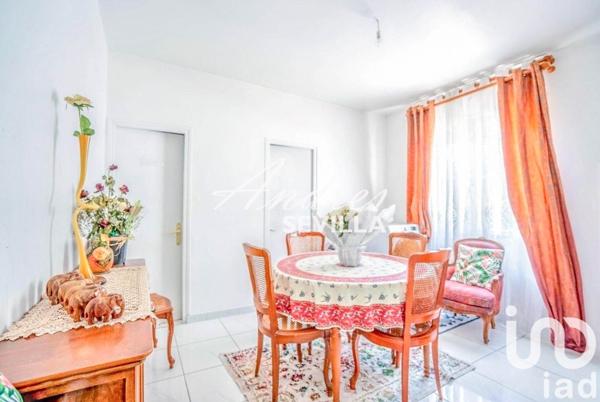 Maison traditionnelle 9 pièces de 167 m² à Goussainville (95190)