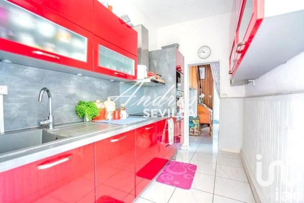 Maison traditionnelle 9 pièces de 167 m² à Goussainville (95190)