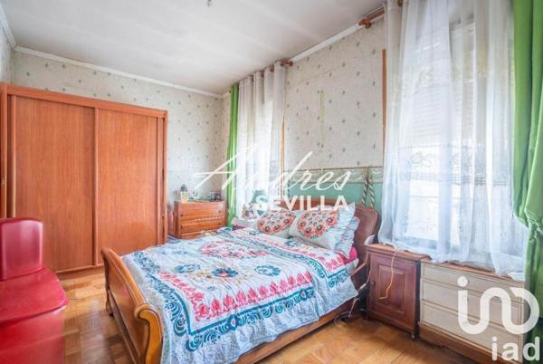 Maison traditionnelle 9 pièces de 167 m² à Goussainville (95190)