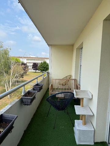 Rochefort - Appartement T4 de 90,57 m² avec balcon, garage et cellier