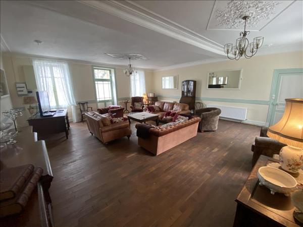 Maison à vendre |  Aigurande |  5 pièces | 151 m²