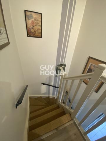 Appartement à vendre de 3 pièces de 70.84 m² + terrasse , cave, parking privée et garage