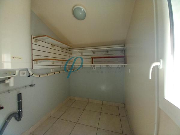 Maison en location avec 2 pièces à La Salle-Et-Chapelle-Aubry