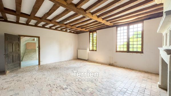 Maison en pierres de tuffeaux Soulaire-et-Bourg (49460)