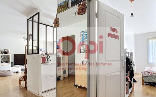 Appartement à vendre    4 pièces • 97,24 m2 Issy-les-Moulineaux