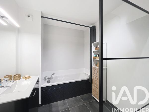 Appartement à vendre 4 pièces 81,8 m² Corbas