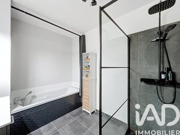Appartement à vendre 4 pièces 81,8 m² Corbas