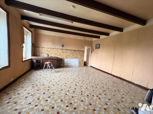Propriété à rénover située à LEZARDRIEUX
