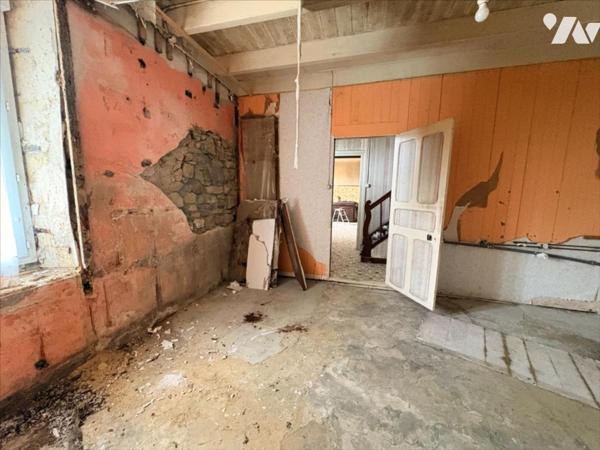 Propriété à rénover située à LEZARDRIEUX