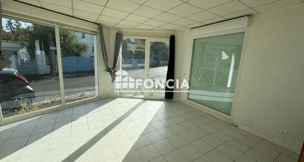 Location Local commercial 2 pièces 27.93 m² - Brunoy 91800