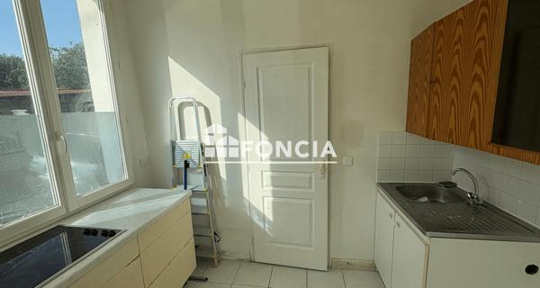 Location Local commercial 2 pièces 27.93 m² - Brunoy 91800
