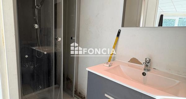 Location Local commercial 2 pièces 27.93 m² - Brunoy 91800