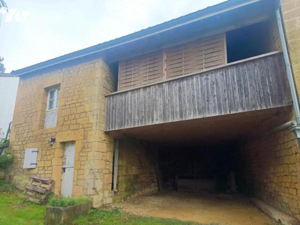 CORPS DE FERME A BROUENNES AVEC MAISONETTE & GRAND JARDIN