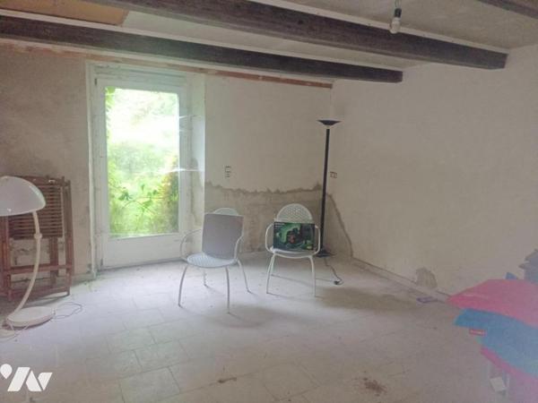 CORPS DE FERME A BROUENNES AVEC MAISONETTE & GRAND JARDIN