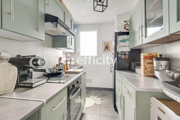 Appartement
         3 pièces
        - 51 m² Exclusivité 170 000 € *