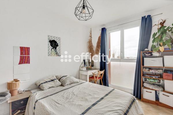 Appartement
         3 pièces
        - 51 m² Exclusivité 170 000 € *