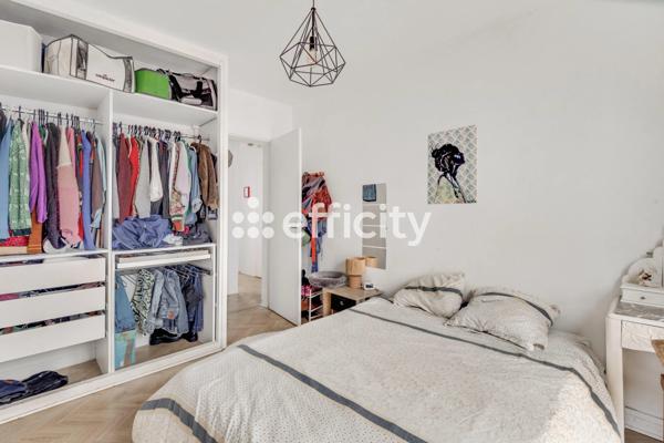 Appartement
         3 pièces
        - 51 m² Exclusivité 170 000 € *