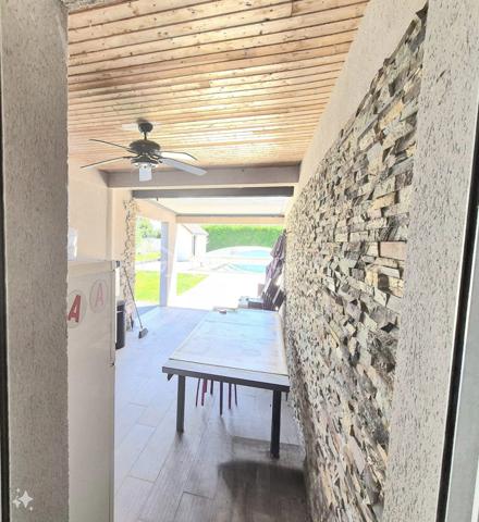 Maison de village de 175,24 m²