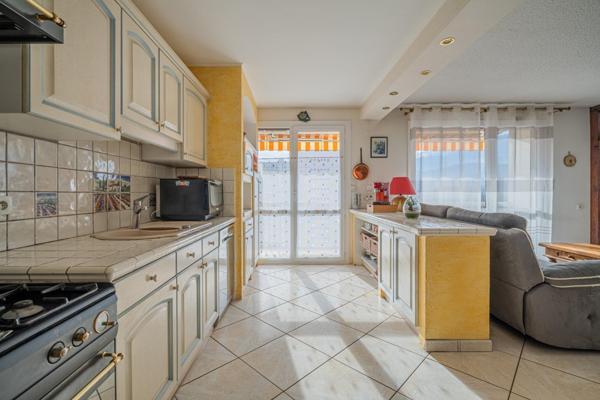 Appartement - 5 pièces - 109 m²