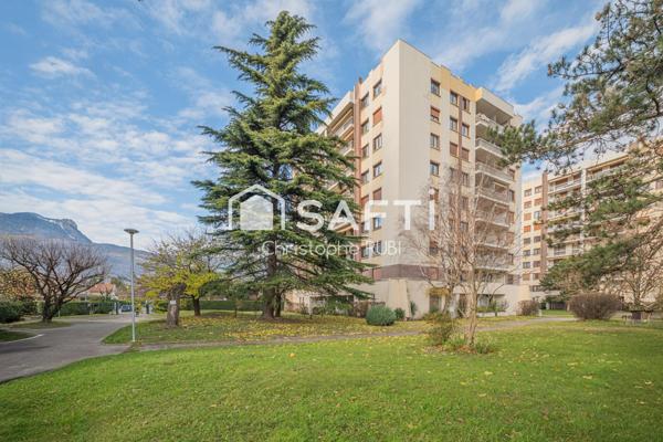 Appartement - 5 pièces - 109 m²