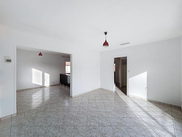 Maison 97m2, 6 pièces avec jardin et garage à Seissan