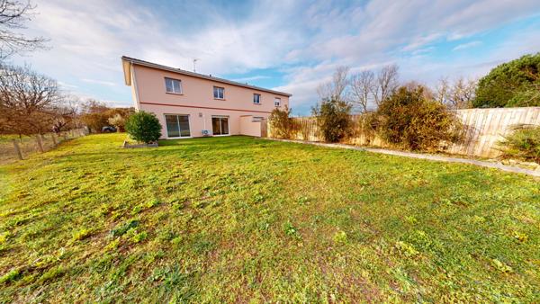 Maison T4 122m² avec garage et jardin