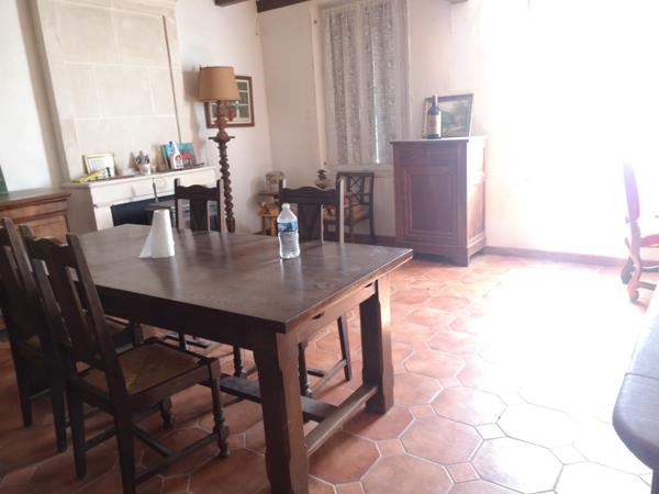 Maison Saint Georges Des Coteaux 4 pièce(s) 190 m²