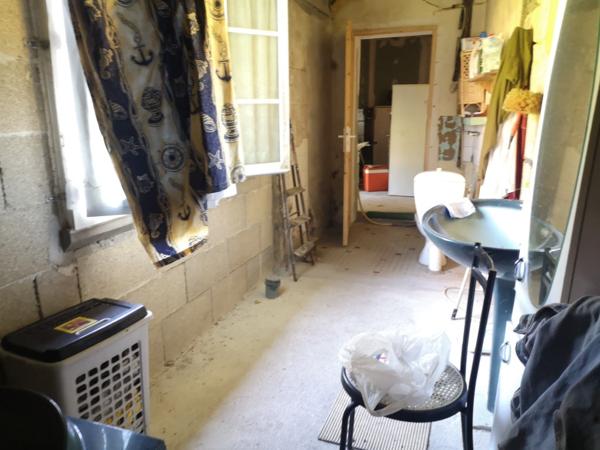 Maison Saint Georges Des Coteaux 4 pièce(s) 190 m²