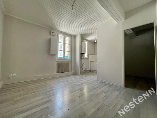 AGEN - Appartement de type 2 à louer