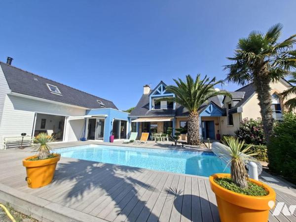 Maison tradi. et bois de 210 m² + 2 garages et parkings proche plages Rohu