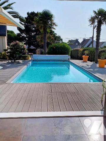 Maison tradi. et bois de 210 m² + 2 garages et parkings proche plages Rohu