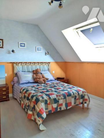 Maison tradi. et bois de 210 m² + 2 garages et parkings proche plages Rohu