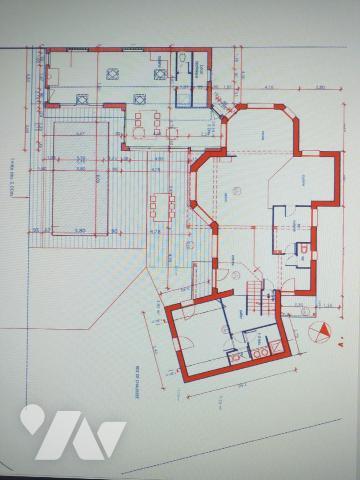 Maison tradi. et bois de 210 m² + 2 garages et parkings proche plages Rohu