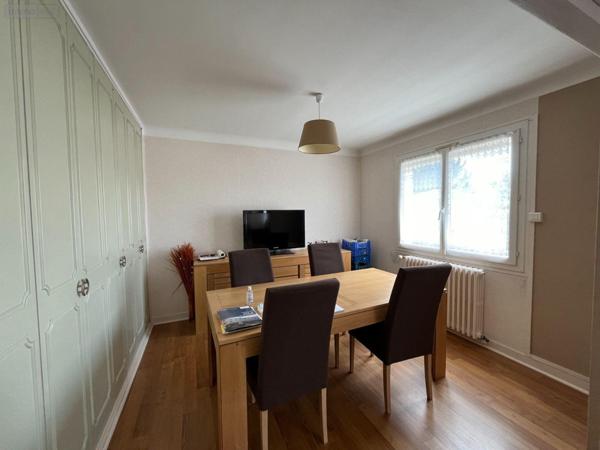 Maison de ville à vendre à Châteauroux dans l'Indre (36000), ref : 36004/311