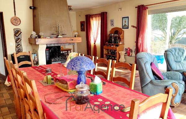 MAISON - 9 PIECES - 193 M2 HABITABLES - TERRAIN 2168M2