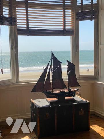 A VENDRE LA BAULE 44 TRES BEL APPT T3 79 M² FACE MER + GARAGE