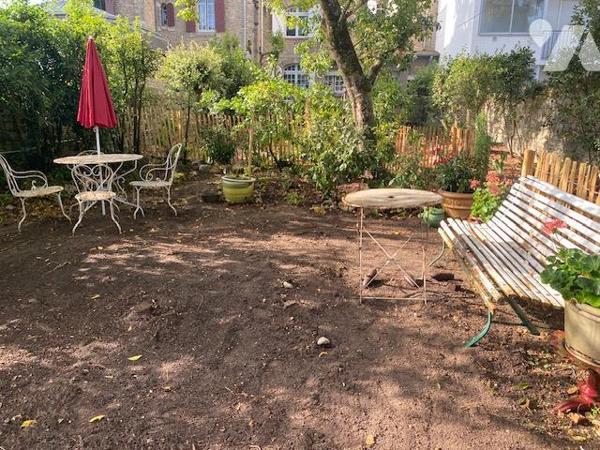 A VENDRE LA BAULE 44 TRES BEL APPT T3 79 M² FACE MER + GARAGE