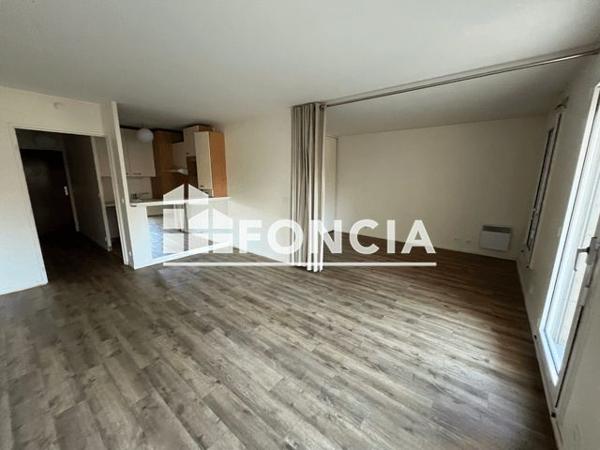 Location Appartement 2 pièces 40.64 m² - 19/21, RUE PIERRE SEMARD Maisons-alfort 94700