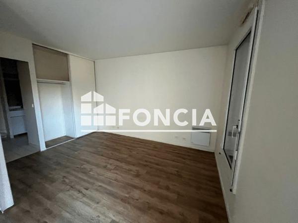 Location Appartement 2 pièces 40.64 m² - 19/21, RUE PIERRE SEMARD Maisons-alfort 94700