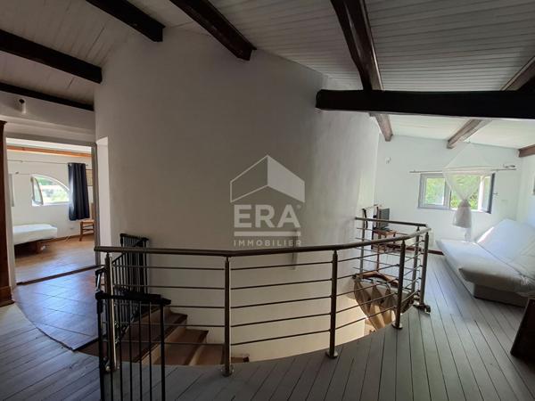 A VENDRE 13360 ROQUEVAIRE BATISSE PROVENCALE EN VIAGER TYPE 6 DE 173 M² SUR 6300 M² DE TERRAIN PISICNE 