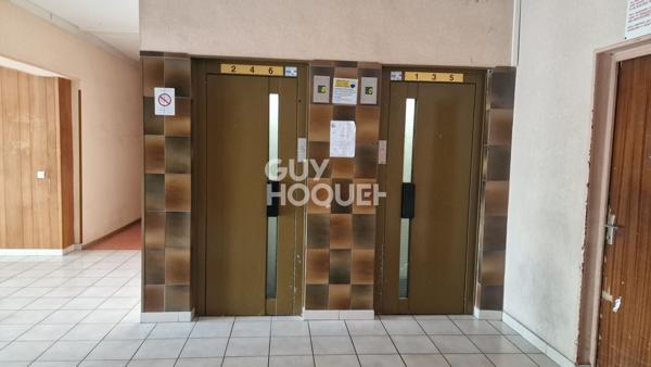 Appartement 2 pièces à vendre au 6 eme étage et dernier - Perpignan Les Platanes