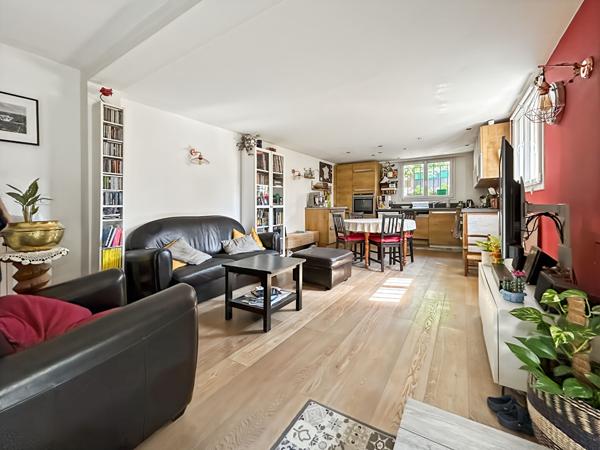 Maison 5 pièces -  LES BOUTOURS