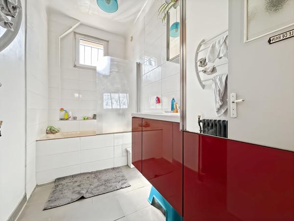 Maison 5 pièces -  LES BOUTOURS