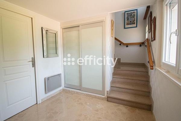 Maison 8 pièces - 171 m² Exclusivité efficity