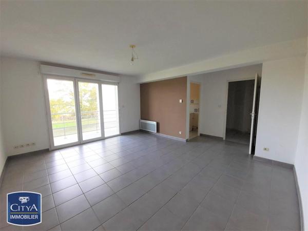 Appartement à louer 3 pièces 60.92m² Guéret (23000)