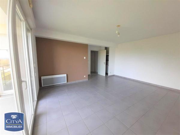 Appartement à louer 3 pièces 60.92m² Guéret (23000)