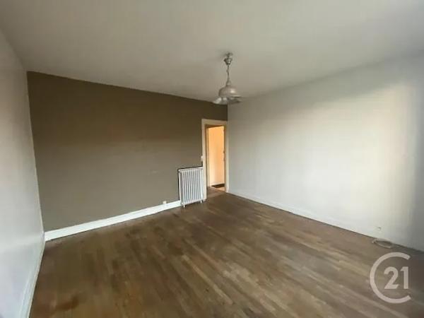 Immeuble à vendre  225 m 2   LE MANS  - 72