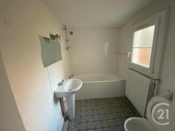 Immeuble à vendre  225 m 2   LE MANS  - 72